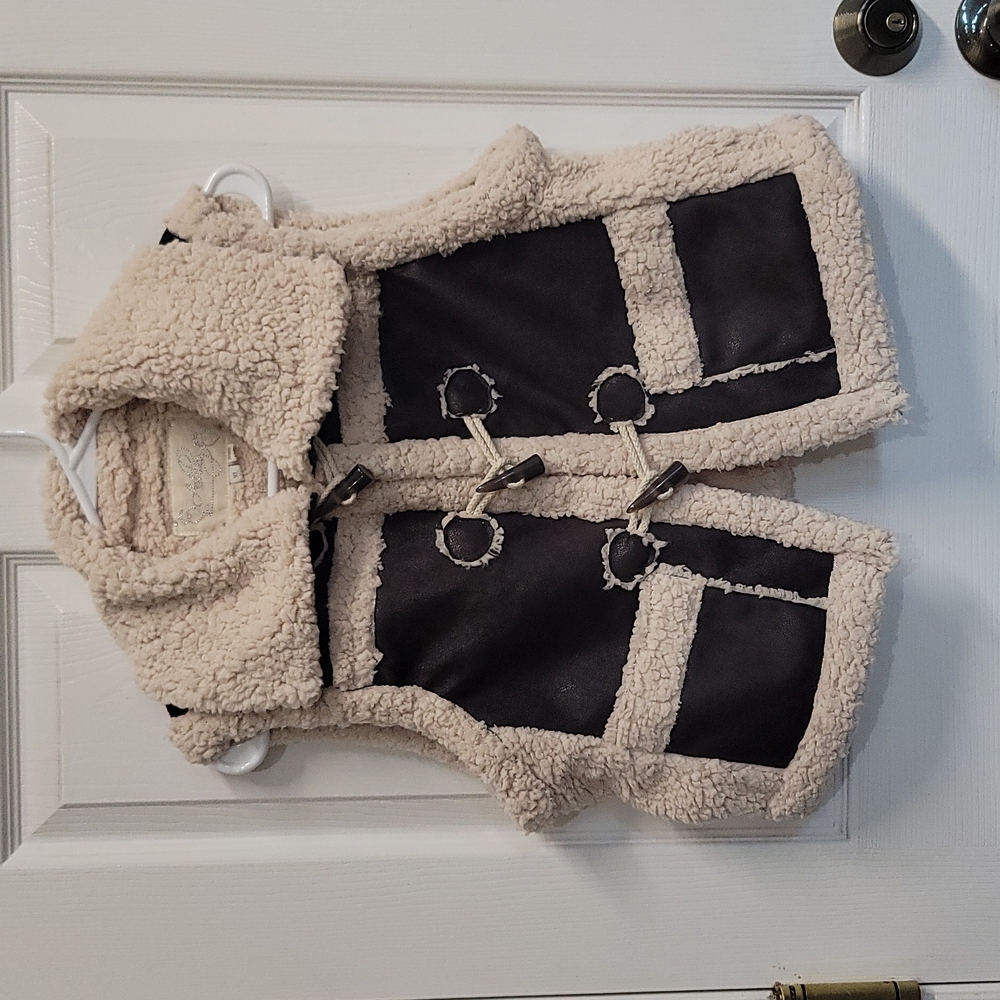 NWT Ashley Shearling Cropped Boho Vest Sz. XL